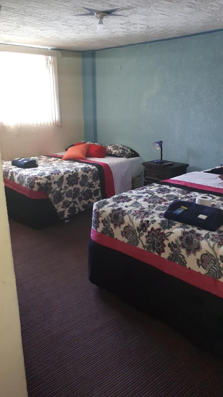 Hotel Kasa Kamelot 2 ケツァルテナンゴ エクステリア 写真